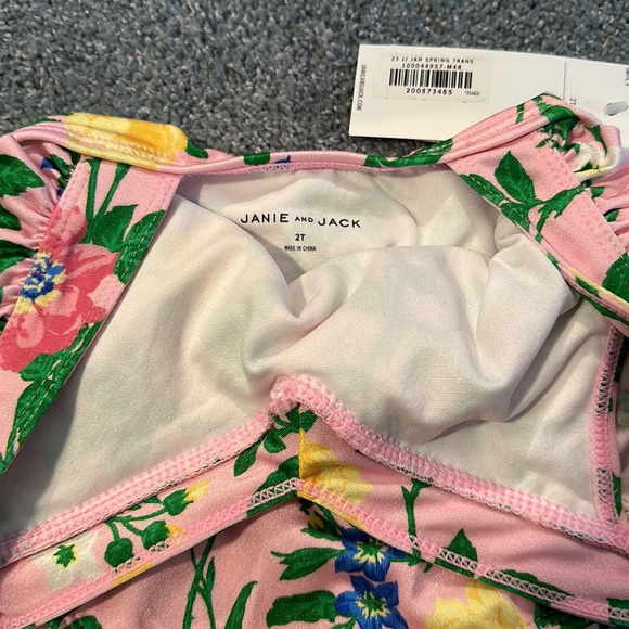 Janie & Jack BNWT, Never worn 2T Girls floral one piece bathing suit - Picture 5 of 5